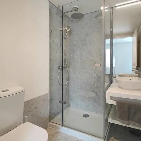 Penthouse T3 Com Vista Para A Cidade Semesterbostad Lisboa